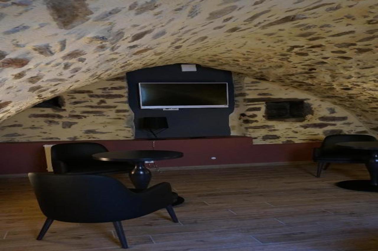 The Originals Relais Hotel Saint-Roch Salzuit Esterno foto