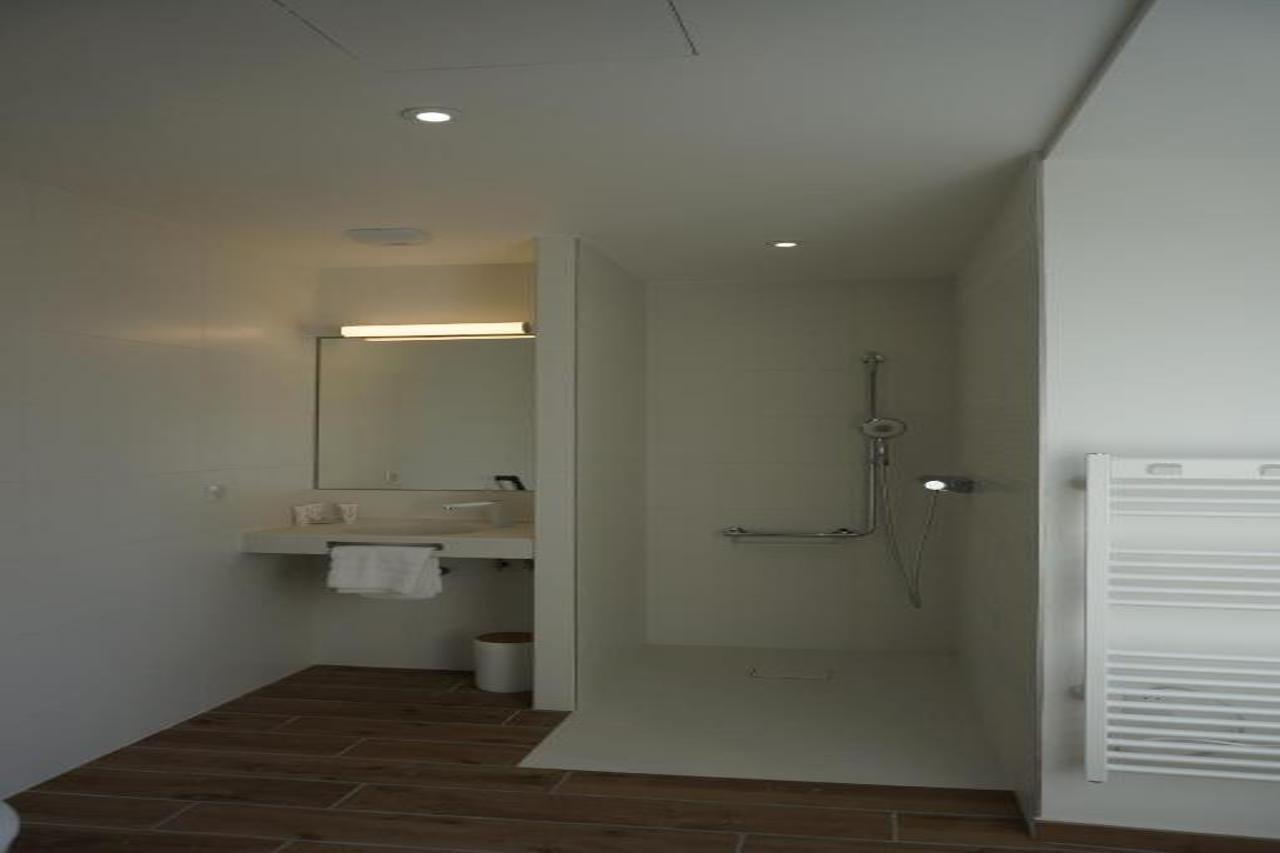 The Originals Relais Hotel Saint-Roch Salzuit Esterno foto